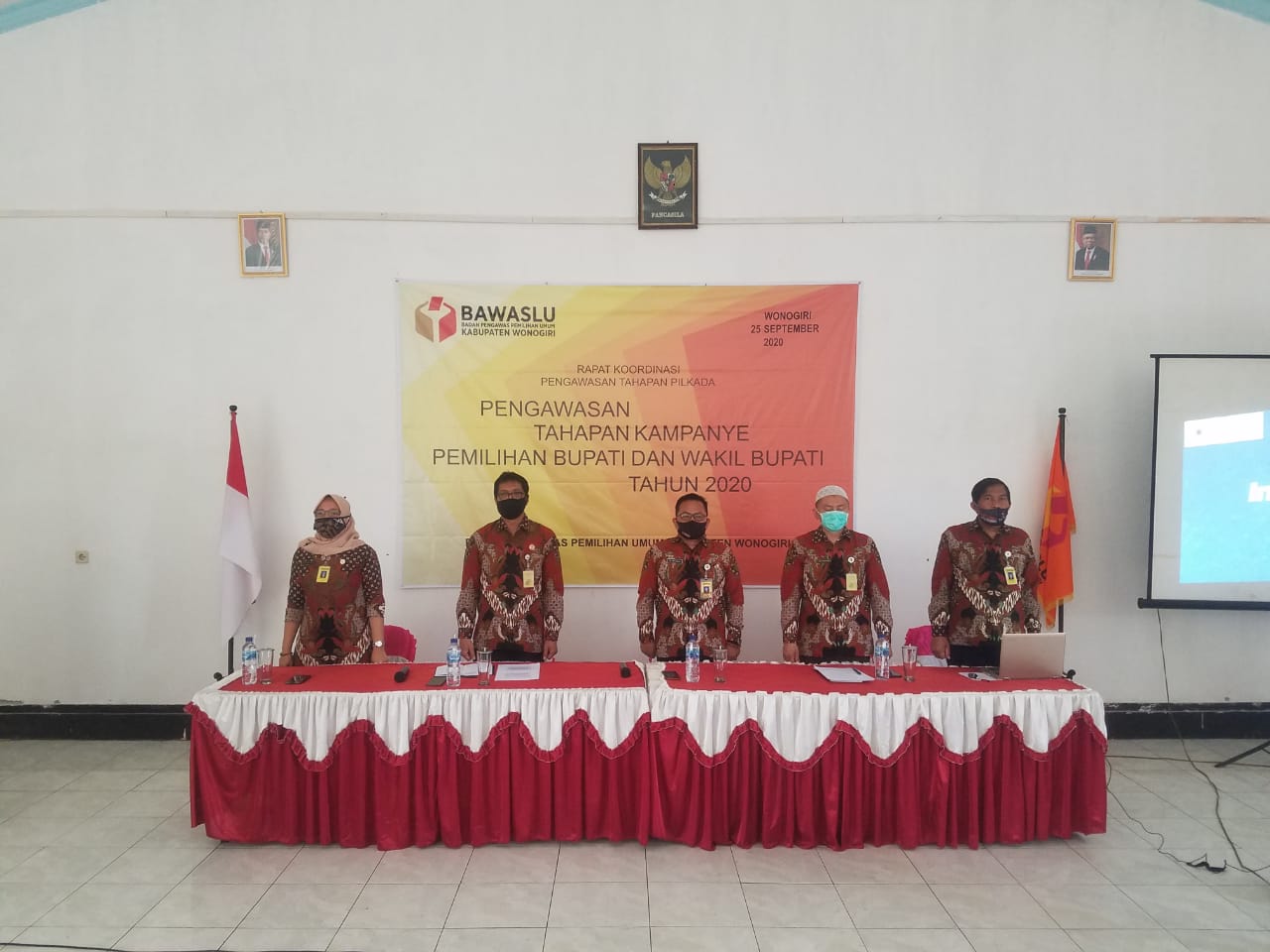 Jelang Tahapan Kampanye Bawaslu Gelar Rakor Dengan Jajaran Adhoc