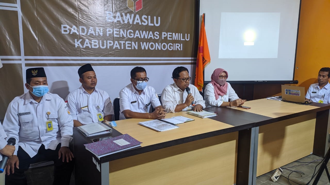 JELANG TAHAPAN PEMILU SERENTAK 2024, BAWASLU HADIRKAN KETUA PARPOL