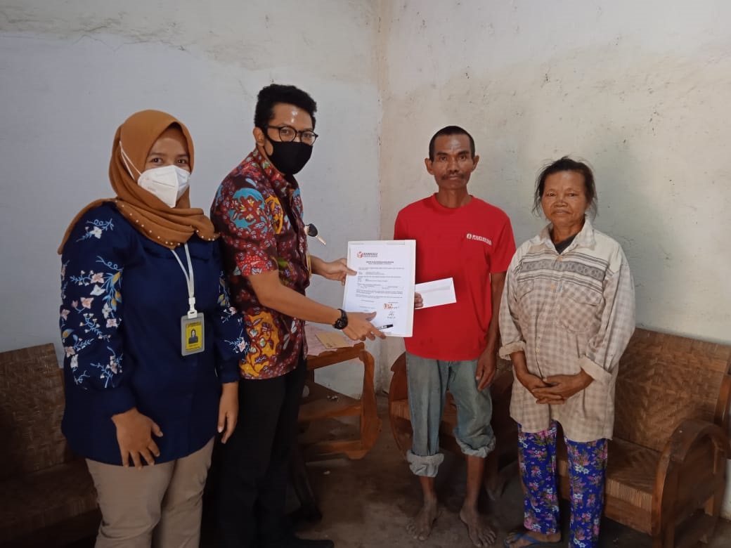 BAWASLU WONOGIRI KEMBALIKAN BARANG DUGAAN PELANGGARAN