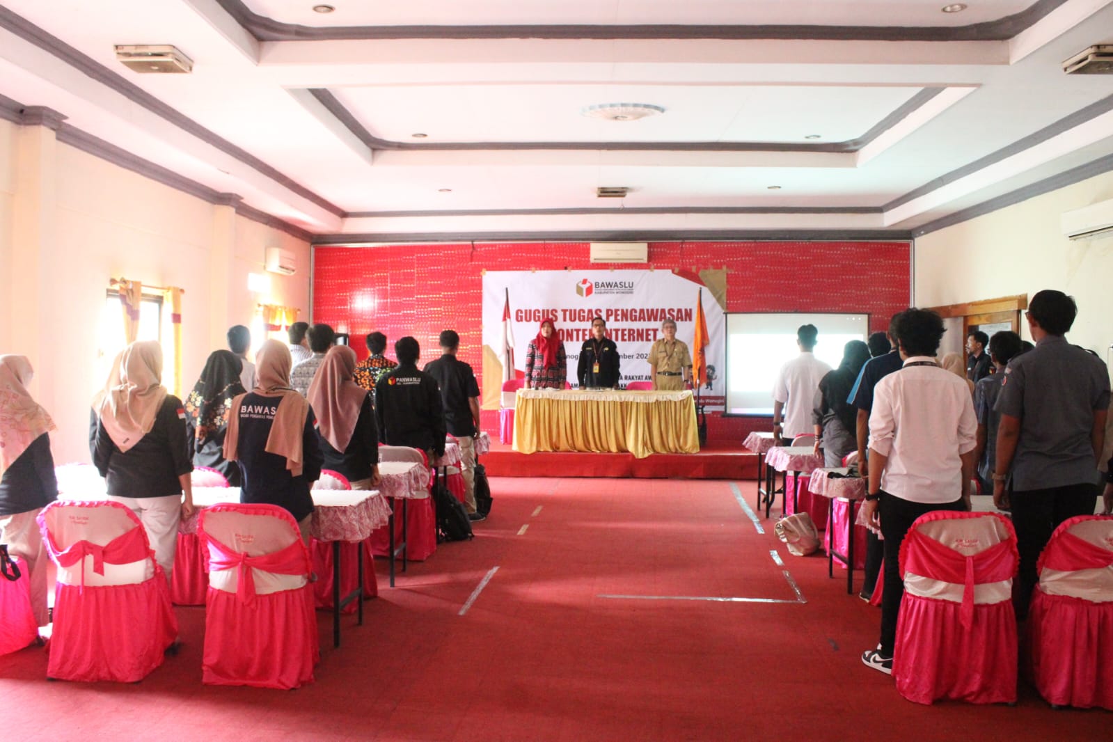 Pelaksanaan kegiatan gugus tugas pengawasan konten internet di RM Sayem Ngadirojo, Wonogiri