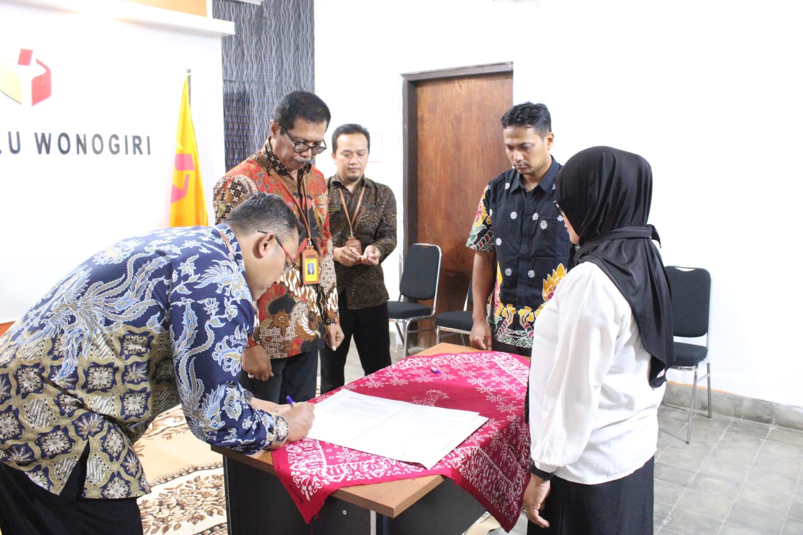 PAW Panwaslu Giritontro Dilantik Hari Ini