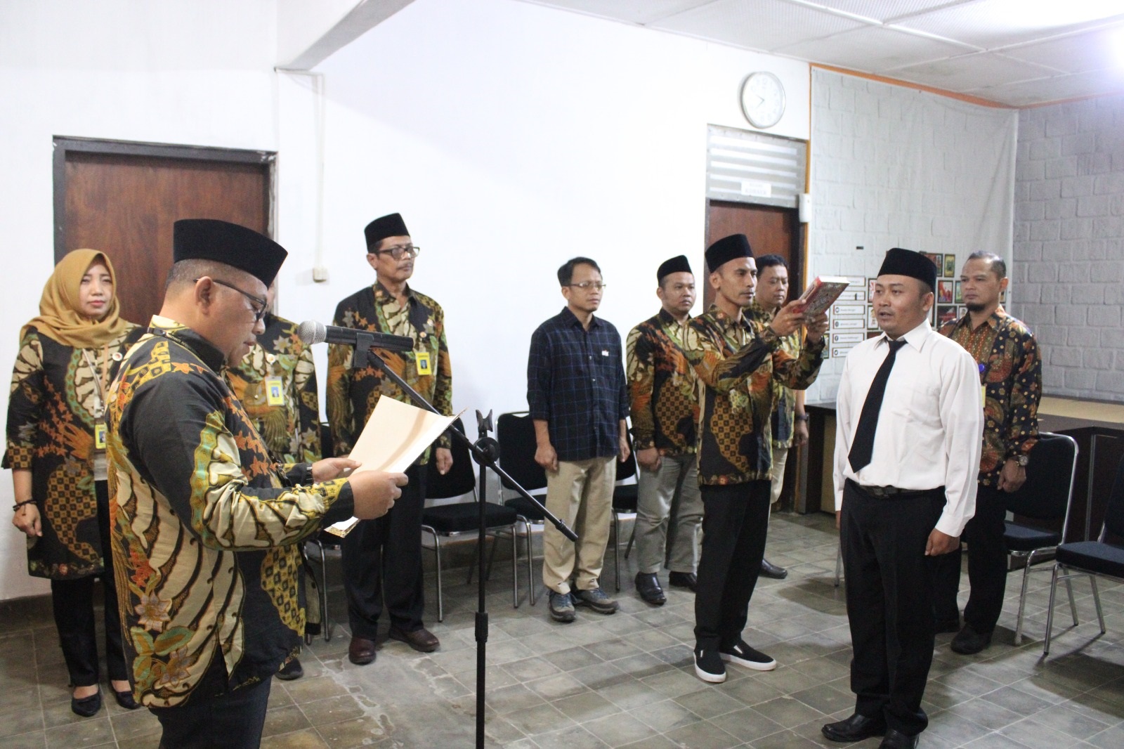 Pelantikan PAW Anggota Panwaslu Kecamatan Pracimantoro