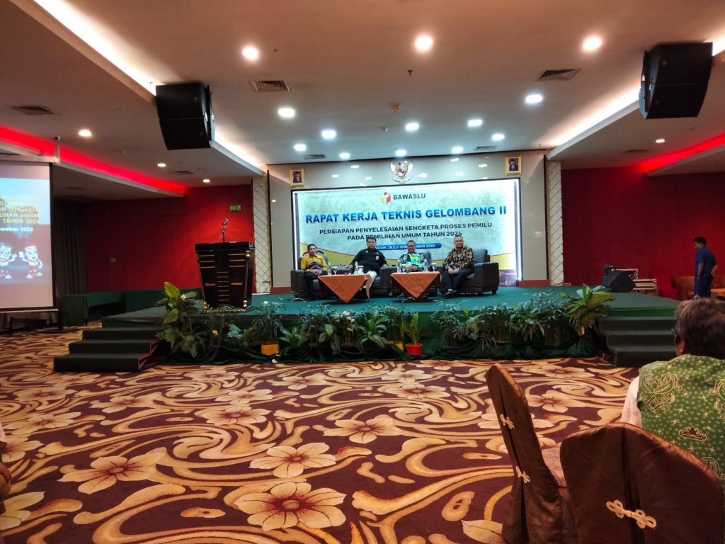 Perkuat Strategi Pengawasan, Bawaslu Wonogiri ikuti Rakernis 3 hari di Kota Batam 