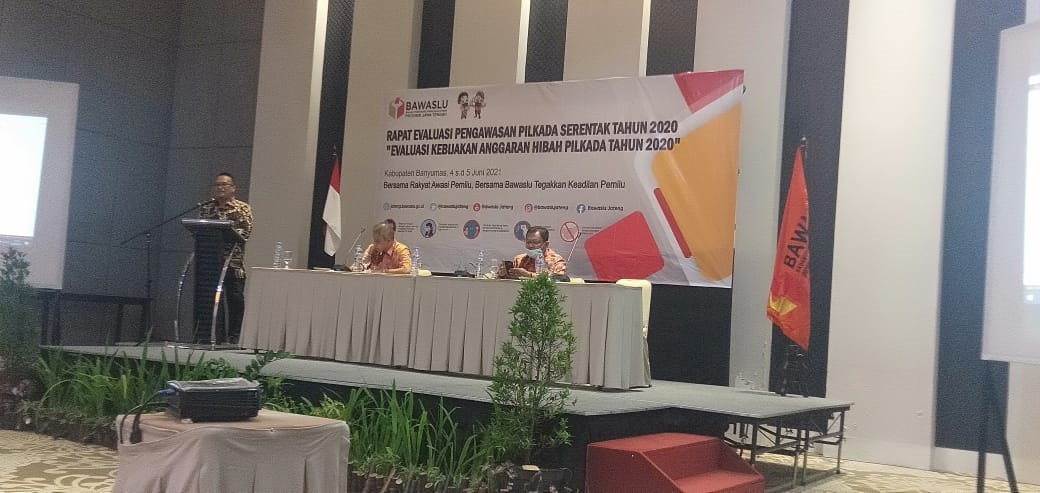 BAWASLU JATENG EVALUASI KEBIJAKAN ANGGARAN HIBAH PILKADA