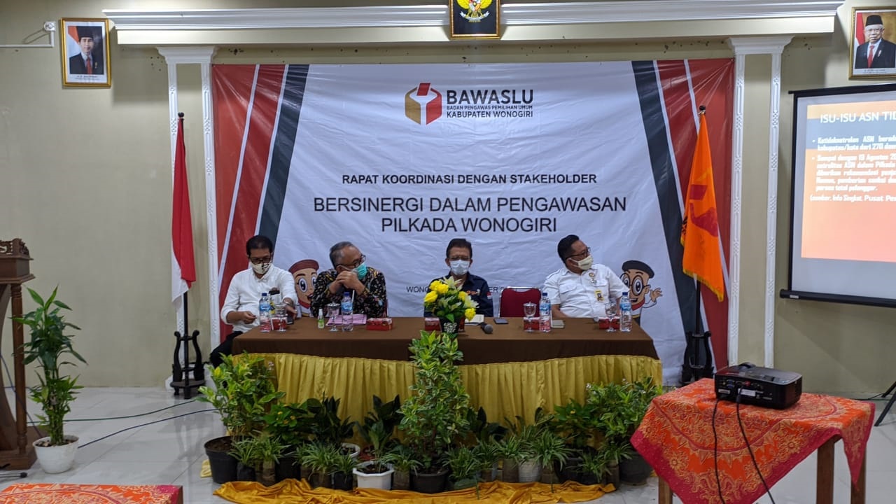 BERSINERGI DALAM PENGAWASAN, BAWASLU GELAR RAKOR DENGAN STAKEHOLDER