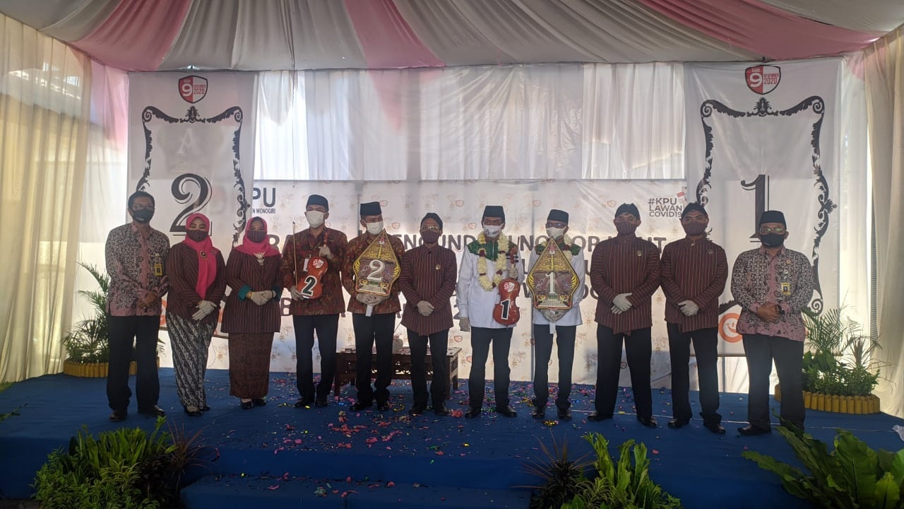 BAWASLU AWASI PENGUNDIAN DAN PENGUMUMAN NOMOR URUT PASANGAN CALON