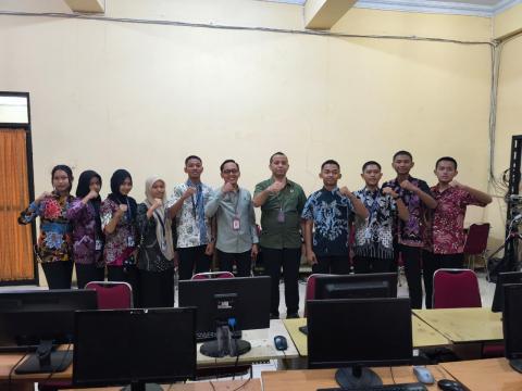 Sosialisasi pengawasan partisipatif dalam Pemilihan Ketua OSIS (Pilketos) di SMK PGRI 2 Wonogiri