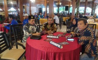 Bawaslu Wonogiri Hadiri Sosialisasi & Evaluasi Penyusunan Dapil
