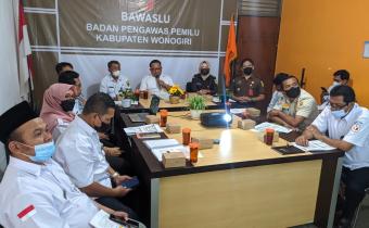 HADAPI PEMILU 2024, BAWASLU WONOGIRI GELAR RAKOR PENANGANAN PELANGGARAN