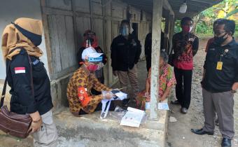 KETUA BAWASLU JATENG LAKUKAN PENGAWASAN COKLIT DI WONOGIRI