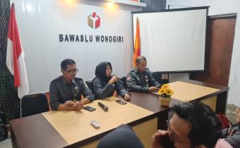 Rapat Kerja Pemutakhiran Data Pemilih
