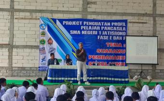 Bawaslu Menghadiri Sosialisasi Suara Demokrasi di SMA N 1 Jatisrono