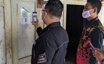 SERATUS ENAM PULUH ENAM KK BELUM DICOKLIT DAN DITEMPEL STIKER